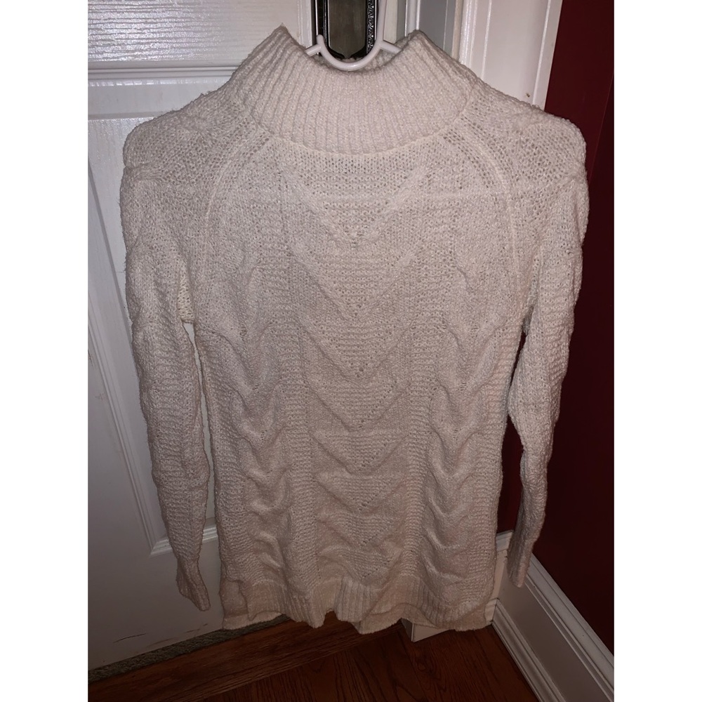 Old Navy Cream Sweater